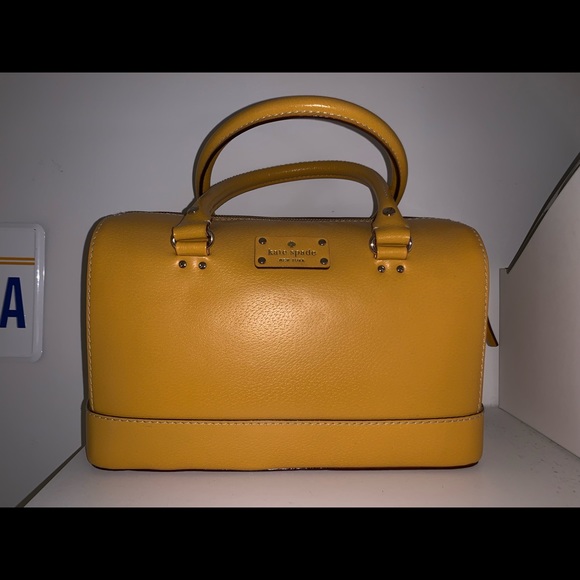 Kate Spade handbag - Picture 1 of 3